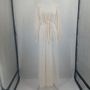 Vintage Nylon Robe Womens Large Cream Lace Bridal Coquette